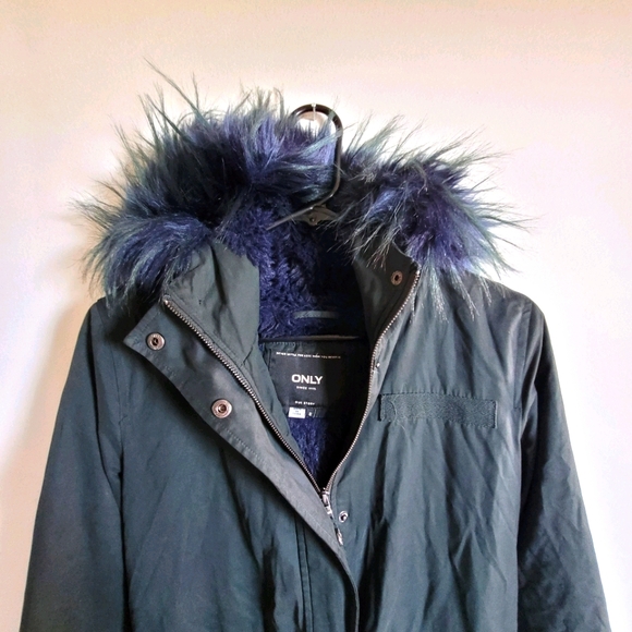 ONLY winter coat - Picture 8 of 9